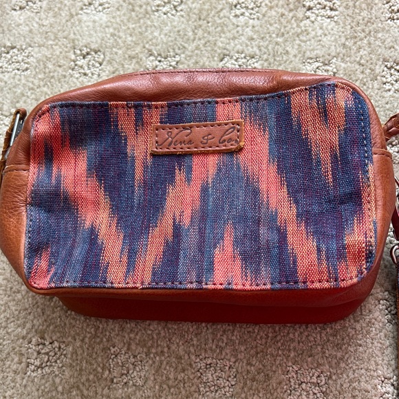 Nena & Co. Brown and Blue Patterned Crossbody Bag - Picture 2 of 8